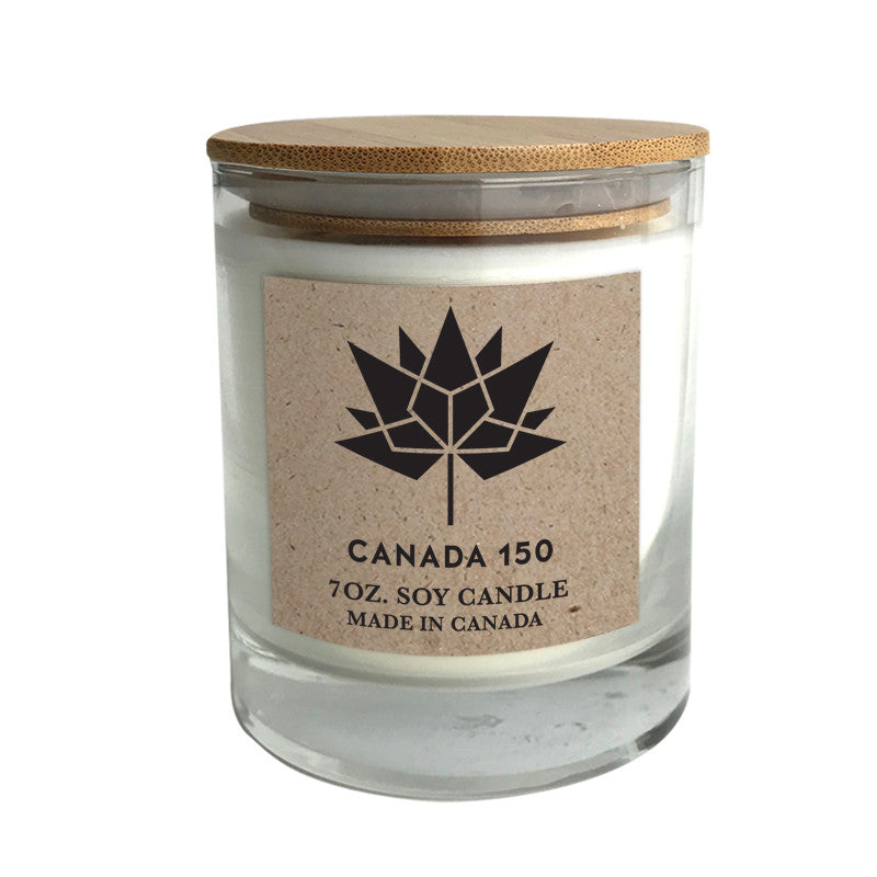 Canada 150 candle with bamboo lid